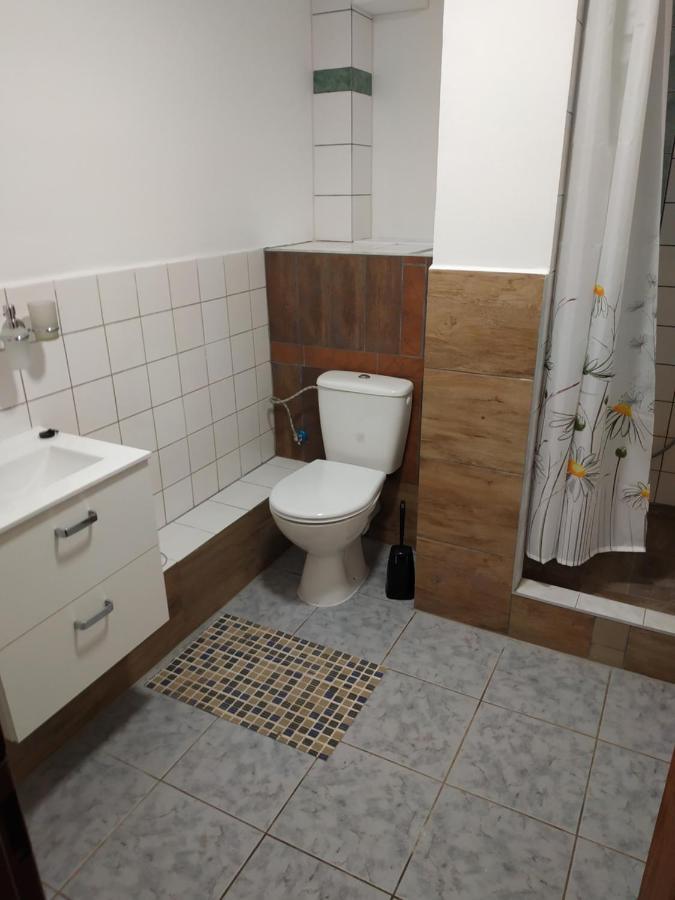 فندق U Kremilka Jičín المظهر الخارجي الصورة